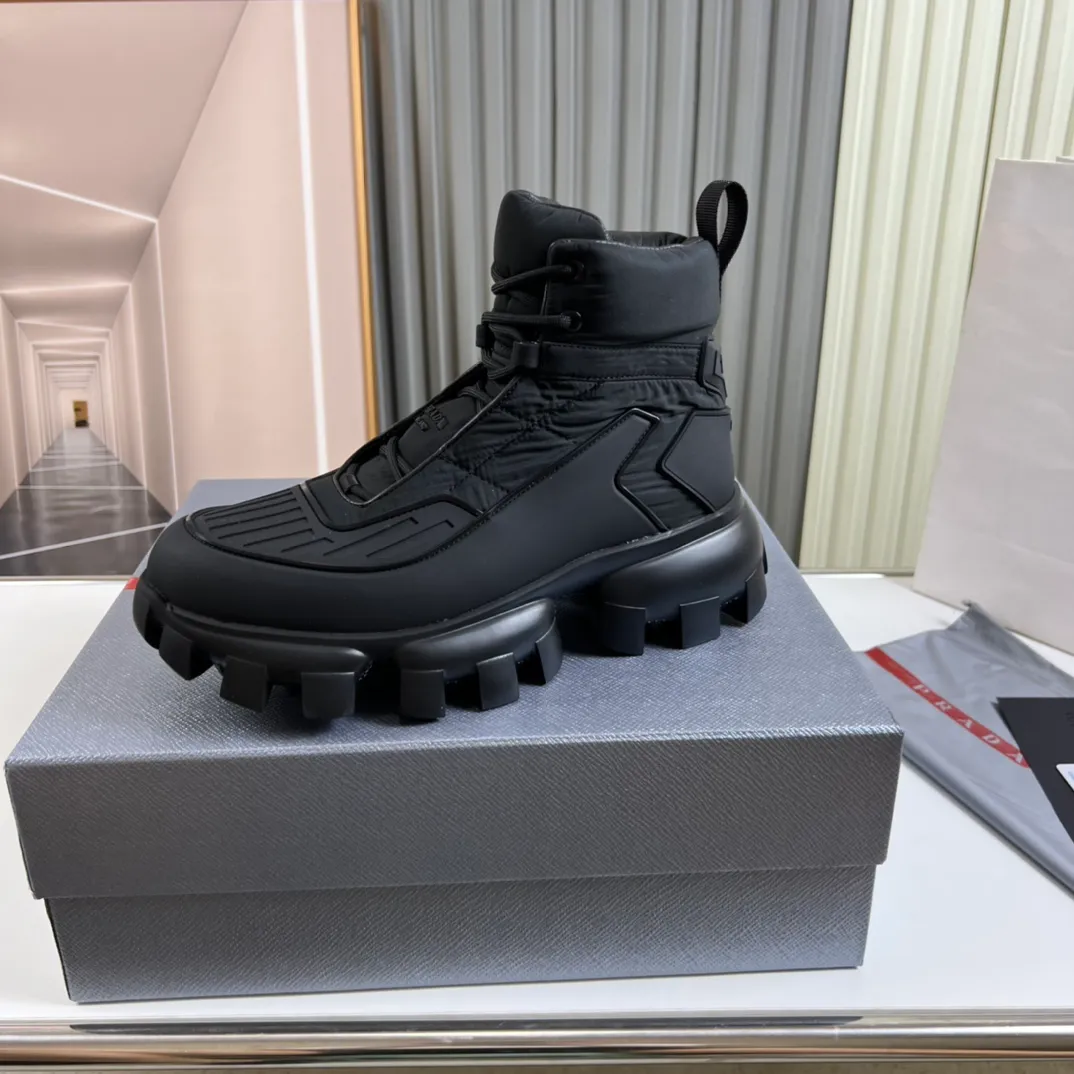 Men's shoes 💰620💰 [PRADA] Autumn and winter hot men's shoes shipped 👏Official website synchronized ⬆️Original fly-knit film fabric + cowhide lining, 1⃣️:1⃣️reproduction, original sole, 38-45 (45. Customized, non-refundable)